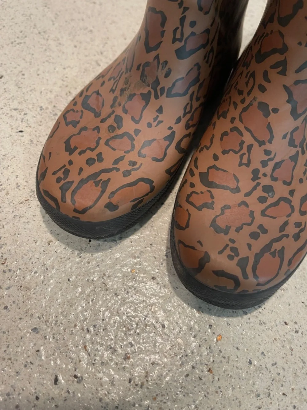 Hunter Brown Rain & Snow Boots Waterproof Mid-Calf